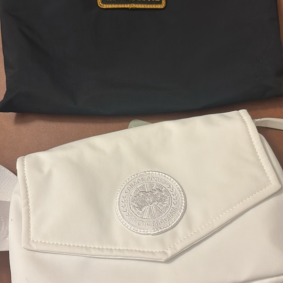 Canada Goose Handbags - NEW Canada Goose Waistpack